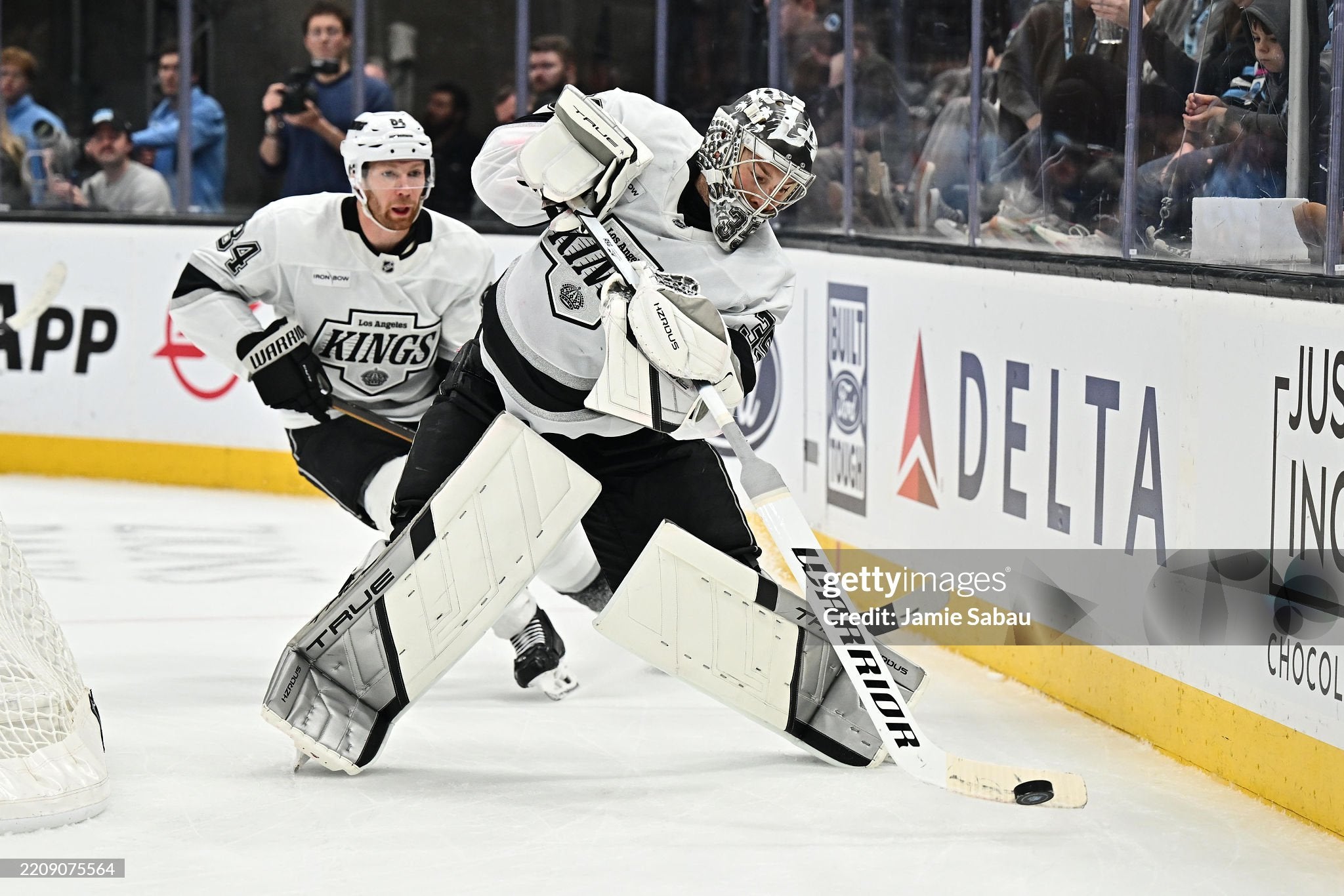 Darcy Kuemper Game-Used TRUE Leg Pads - Photo-Matched (4/3/2025-4/14/2025)