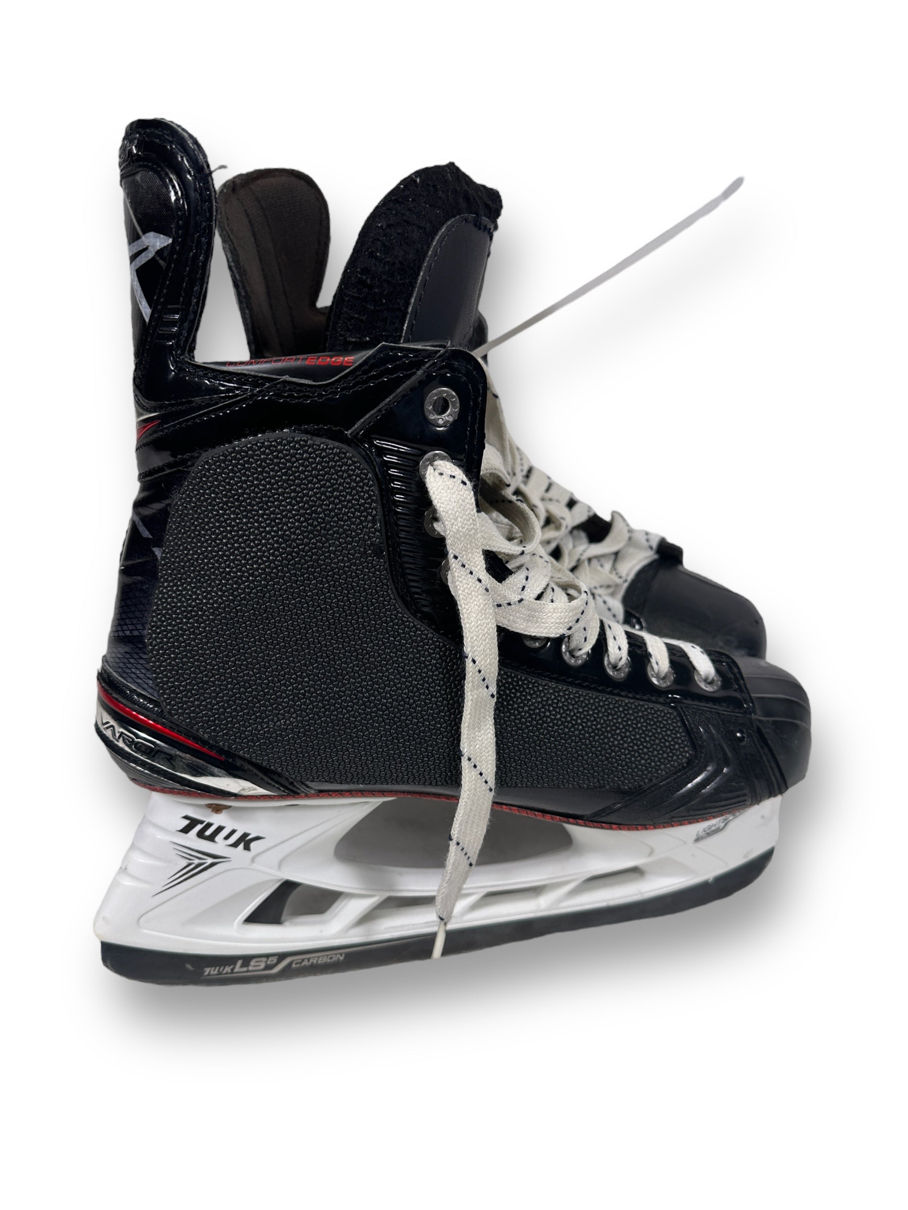 Exterior view of the right skate.