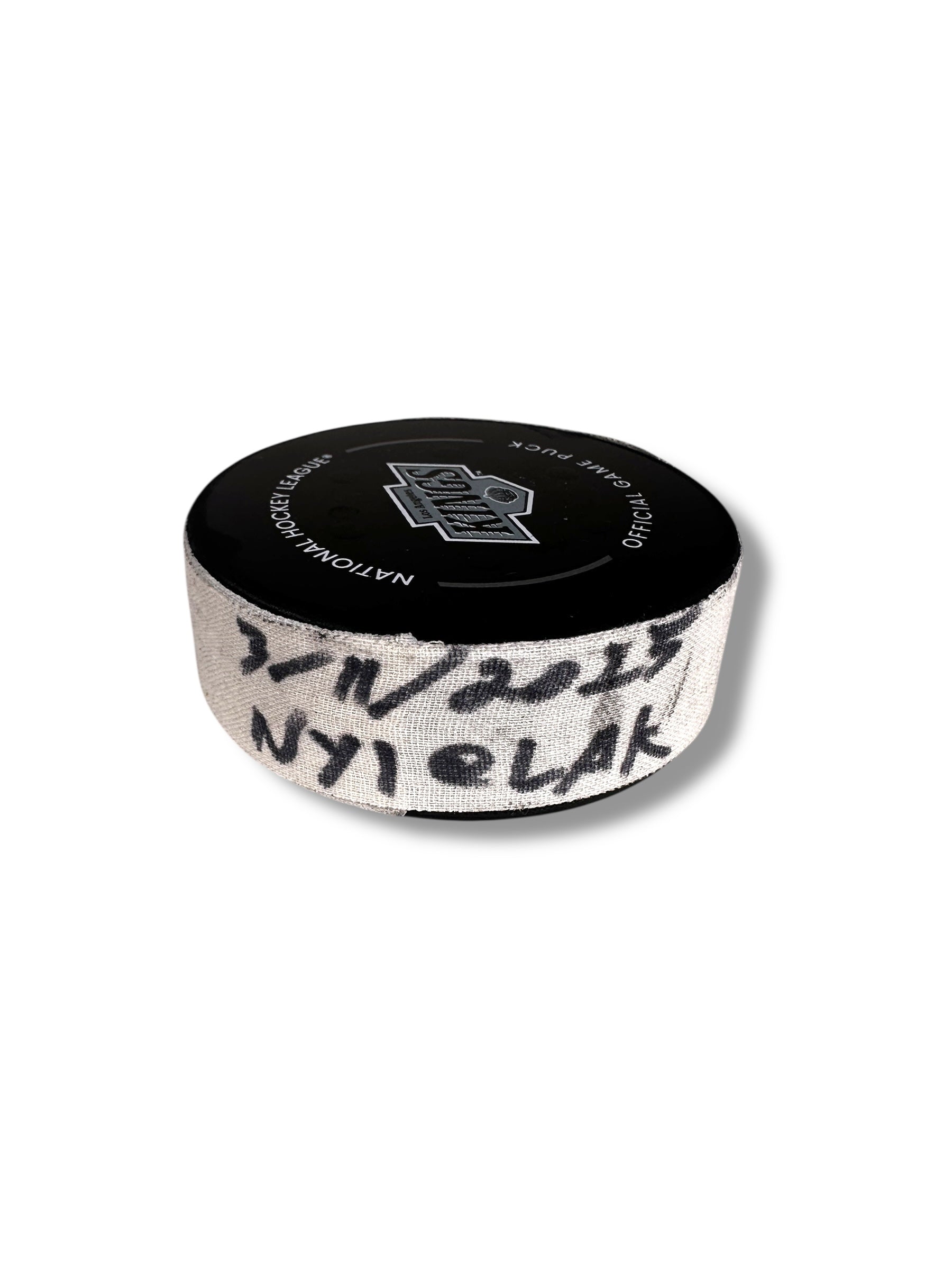 Quinton Byfield Goal-Scored Puck vs. NY Islanders 3/11/2025