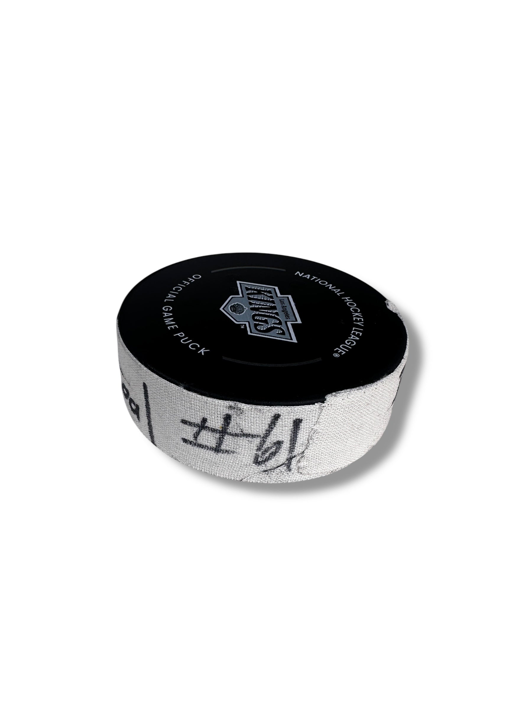 Trevor Lewis Goal-Scored Puck vs. SJ Sharks 3/30/2025