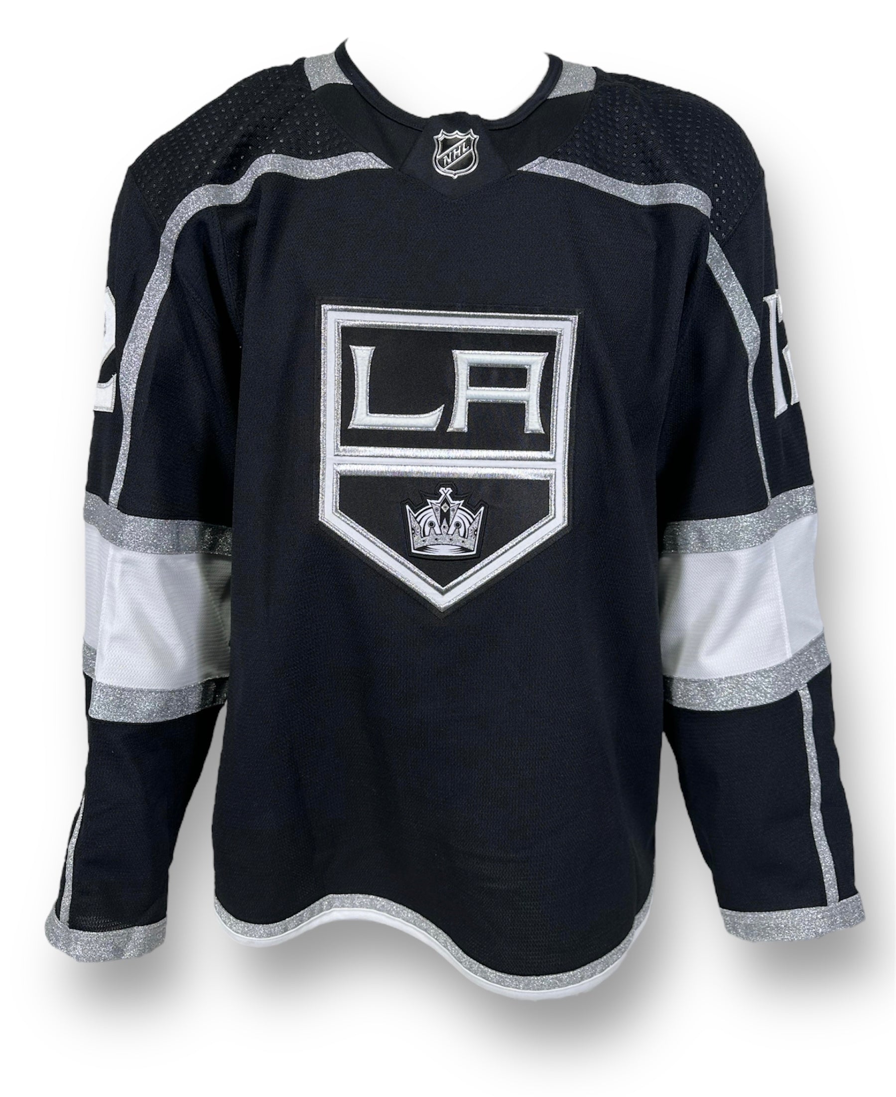 Trevor Moore Game-Used Reverse Retro 2.0 JerseySet 2 – Lakingsgameused