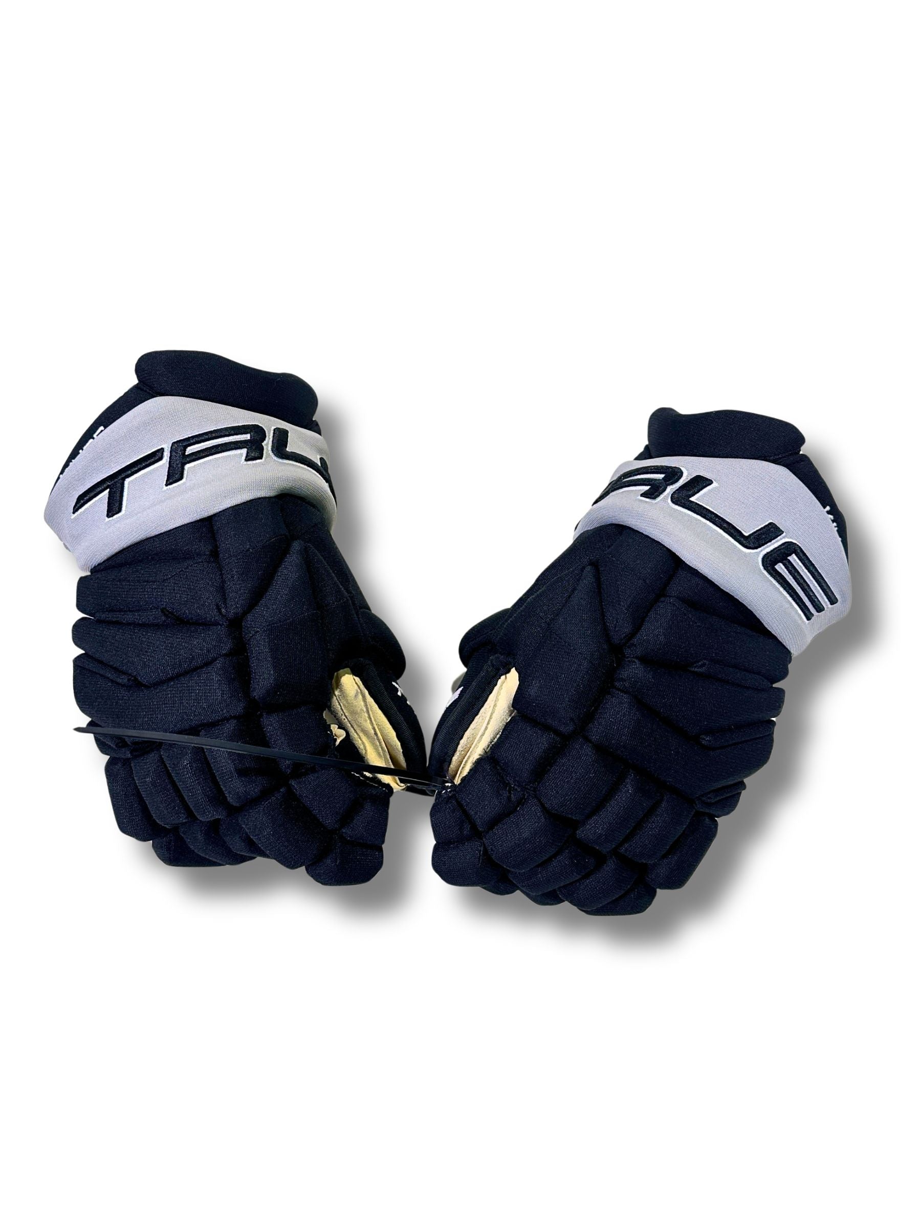 Warren Foegele Game-Used TRUE Gloves - Photo-Matched 1/5/2026 vs. MIN Wild
