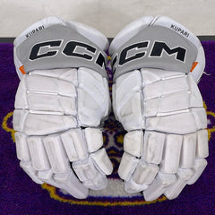 Rasmus Kupari 22-23 Alternate Gloves